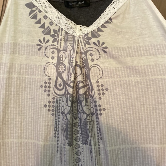 Loose flowing tank top - Picture 2 of 5